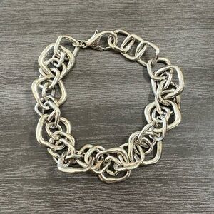 Unique Interlocking Silver Square Bracelet